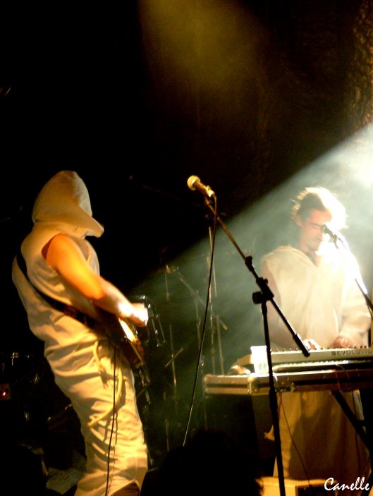 http://dancehallattitude.free.fr/Sons/chouchenboy/beautheil12.jpg
